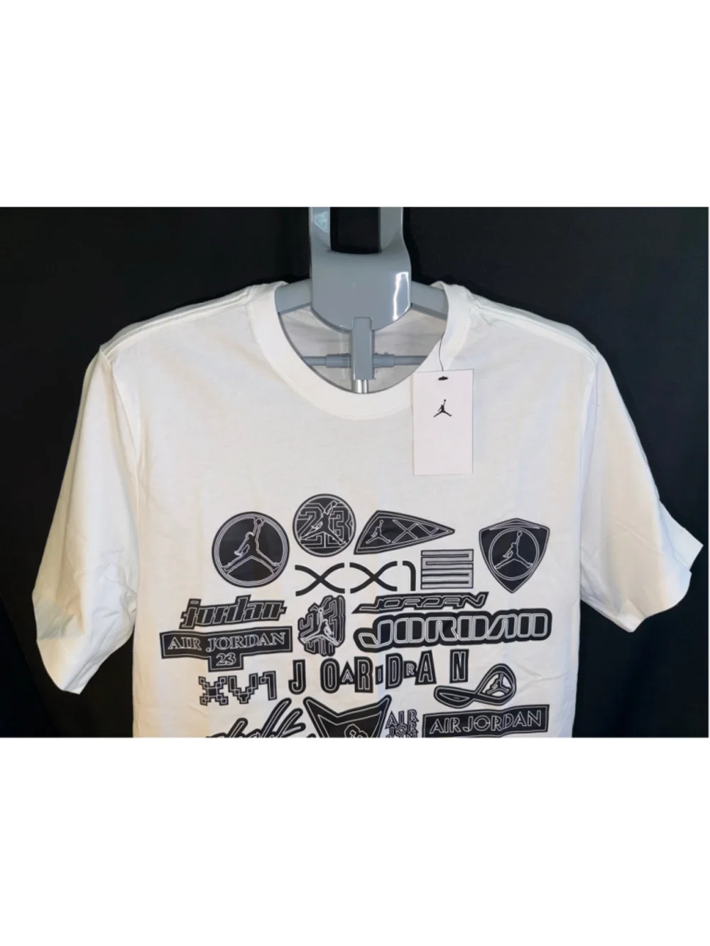 Men's Jordan Short Sleeve Graphic Tee, Size L, White and Black